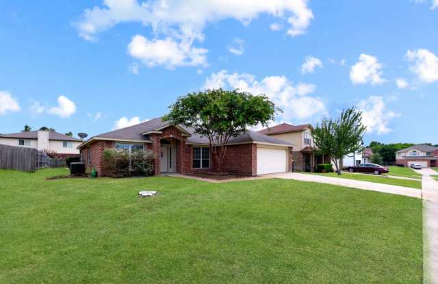 1804 Lobrecht Ct Gallery 3