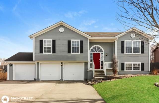 1302 Ashford Street - 1302 Ashford Street, Pleasant Hill, MO 64080