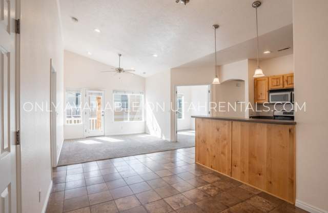 1052 Canyon Meadow Dr Gallery 4