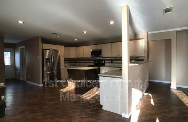 2001 Moline Dr Gallery 4