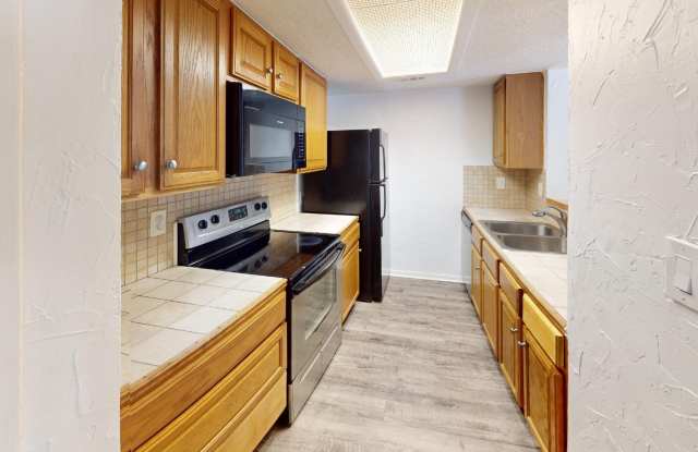 7431 Holly Hill Drive Gallery 3