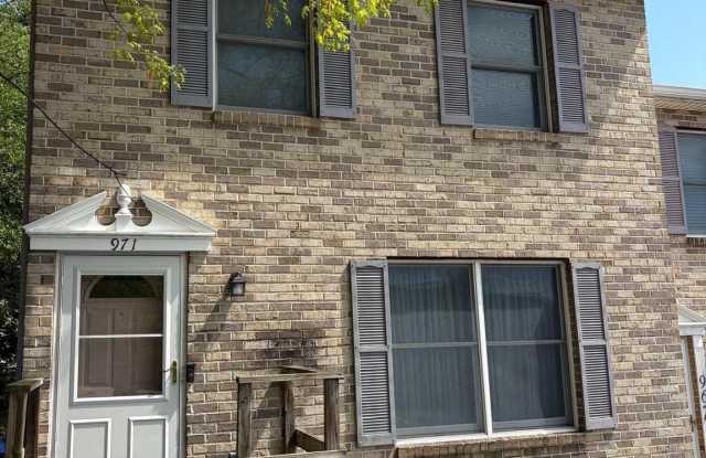 971 MONROE Street photos photos