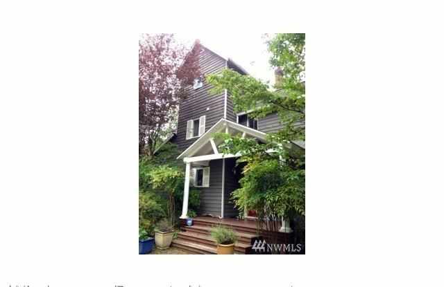 15455 Smoland Lane NE Gallery 2