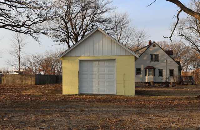 13136 Schneider Street Gallery 2
