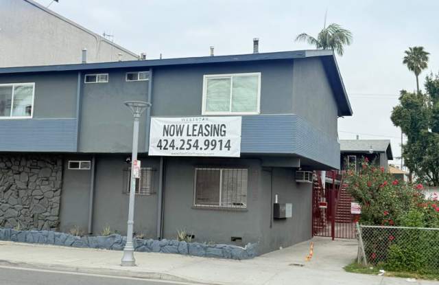 BEAUTIFUL LARGE 1 BEDROOM 1 BATHROOM UNIT!!! MOVE IN SPECIAL $1,547 FOR THE FIRST 4 MONTHS, $1697 THEREAFTER photos photos