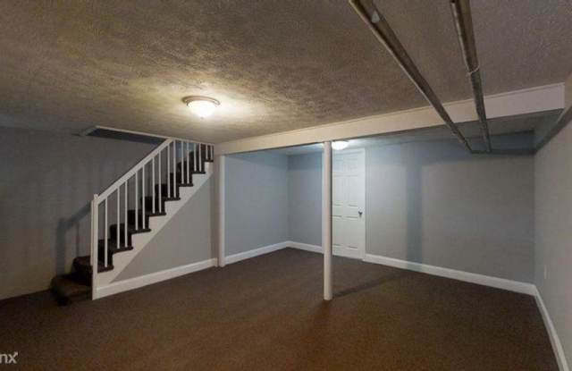 517 Campbells Ln Gallery 4