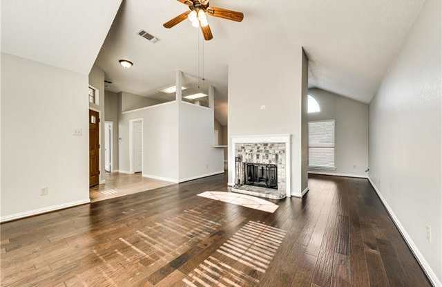 2306 N Ridge Road Gallery 3
