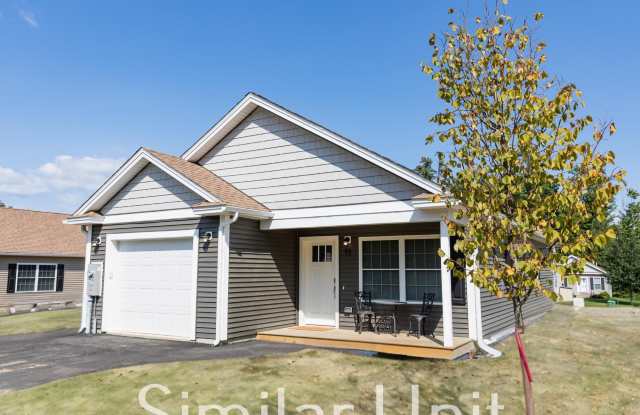 33 Siesta Lane - 33 Siesta Lane, Laconia, NH 03246