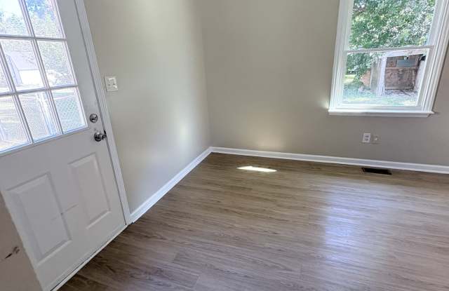 111 Ash Court Gallery 2