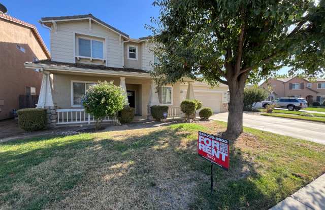 Beautiful Porterville Home! Available Now for Showing! Gallery 1