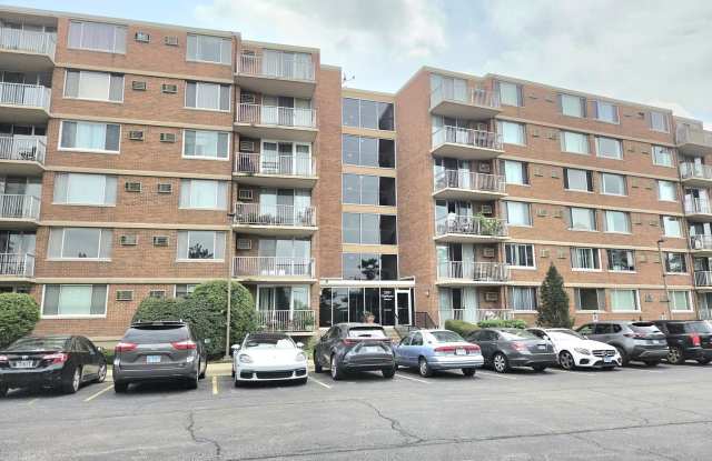 2201 S Highland Avenue - 2201 South Highland Avenue, Lombard, IL 60148