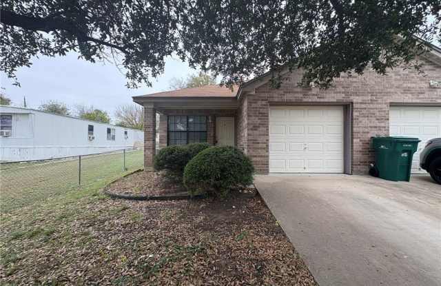 931 Rosewood Drive Gallery 1
