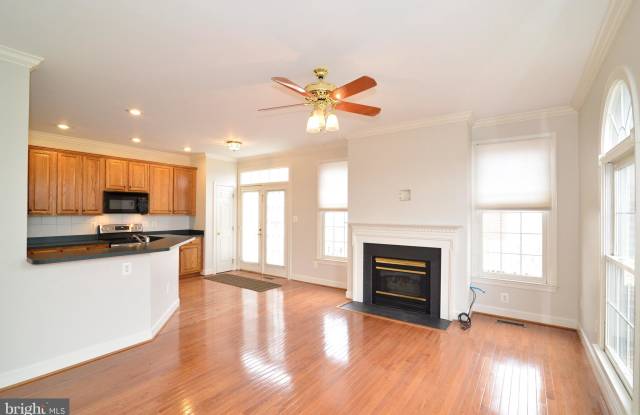 10500 CAPTAIN JOHN SMITH COURT Gallery 3