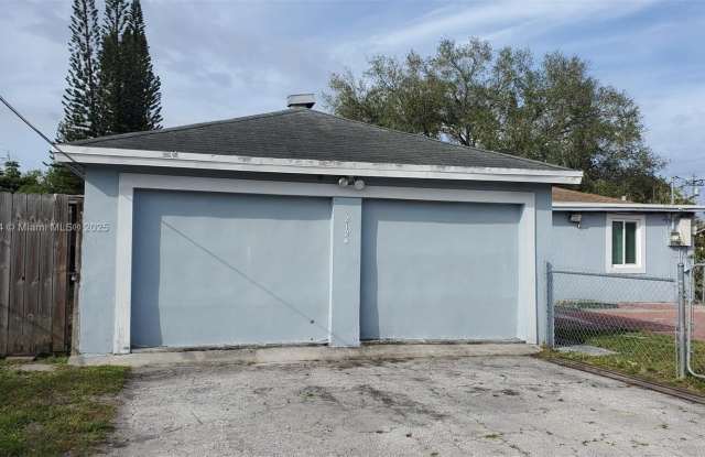 2124 Scott St photos photos