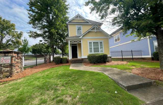 PRE-LEASING FOR AUGUST 2026! photos photos