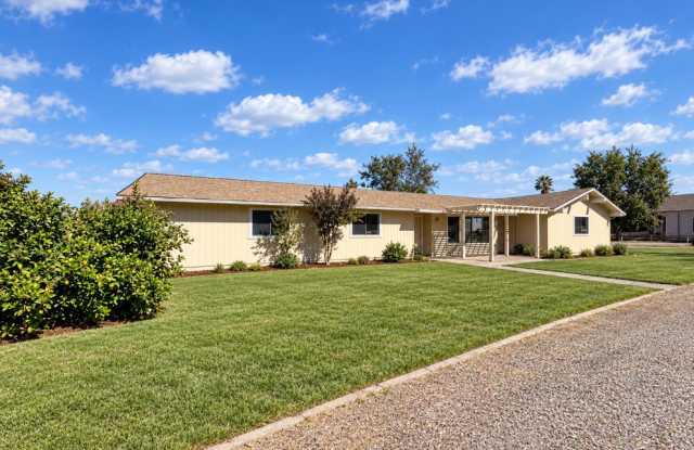6780 Excelsior Avenue Gallery 1