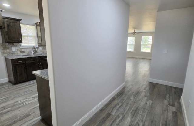 Brand New 3br, 2ba beauty! Gallery 3