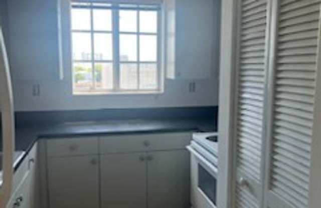 Flagler Apartments Gallery 1