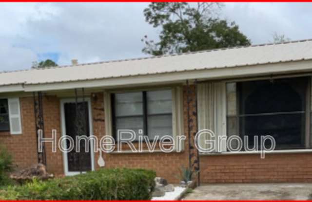 7618 Untreiner Ave photos photos