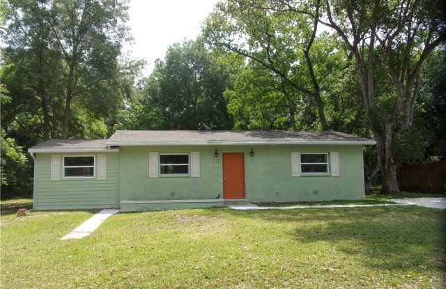 215 N Wheeler Avenue - 215 North Wheeler Avenue, Inverness Highlands North, FL 34453