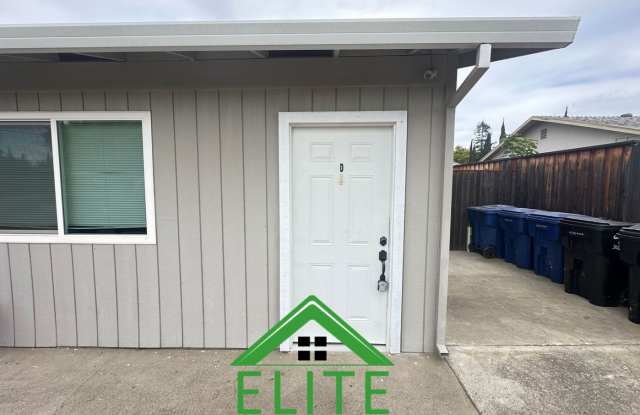 A comfortable and conveniently located studio apartment with 1 bathroom located in North Highlands. Gallery 1