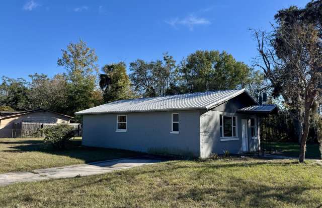 5213 MCMANUS Drive Gallery 2