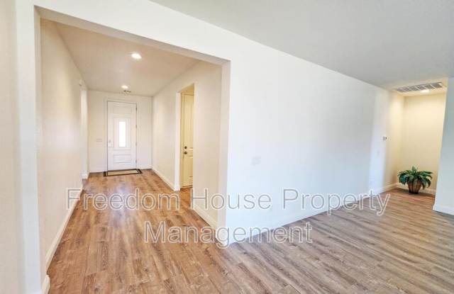 6660 Stubblefield Drive Gallery 2