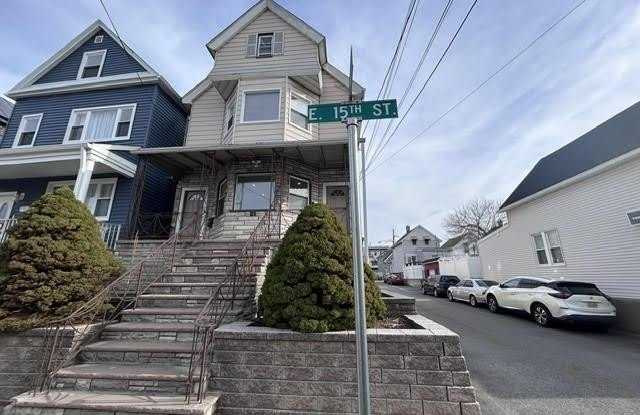 21 EAST 15TH ST photos photos