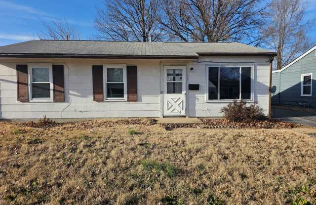 Nice 3BD/1BA Gallery 1