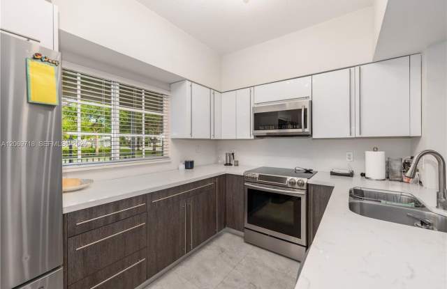 1960 NW 4th Avenue 42, Miami, FL 33136 - 1501 Gallery 1