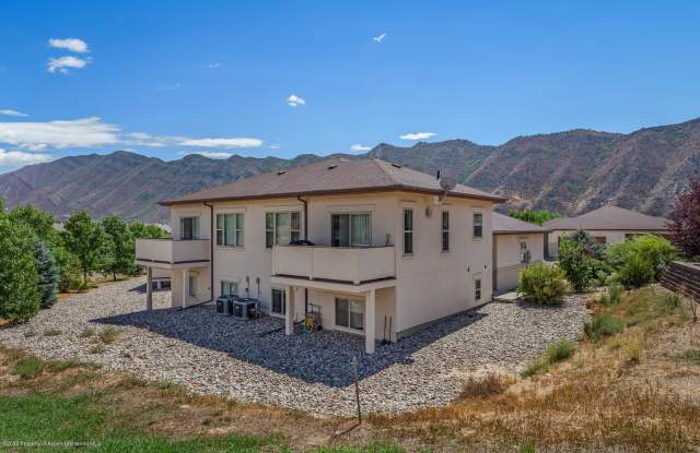 108 Castle Ridge Drive - 1 photos photos