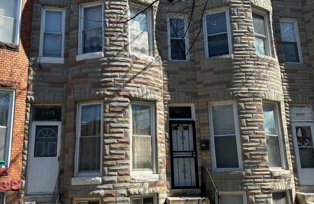 2711 Parkwood Ave photos photos