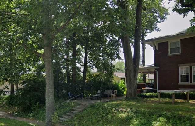 North Fess 6BR - Available August 2027 Gallery 3