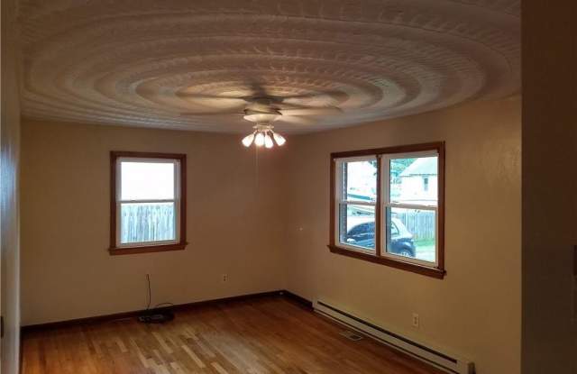 832 Lesner Avenue Gallery 4