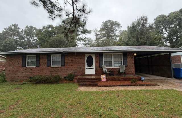6350 Rockford ~ Arran Hills Gallery 1