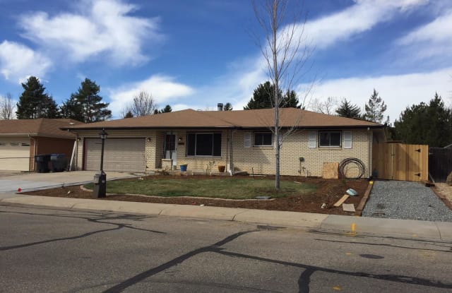 7 University Dr - 7 University Drive, Longmont, CO 80503