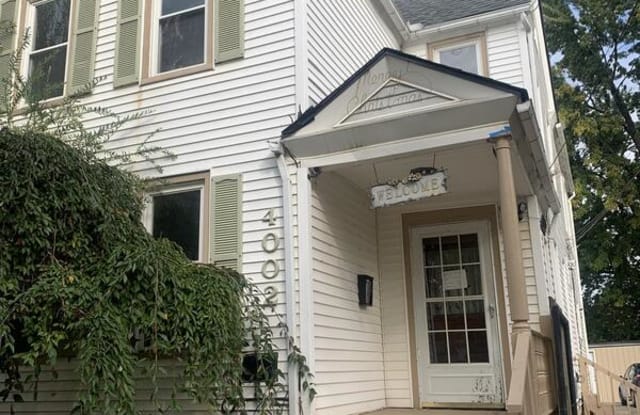 4002 Robert Avenue - Downstairs photos photos