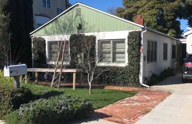 Remodeled 4bd/3ba House w/ Spacious Yard, Extended Single Car Garage, and All Major Appliances photos photos