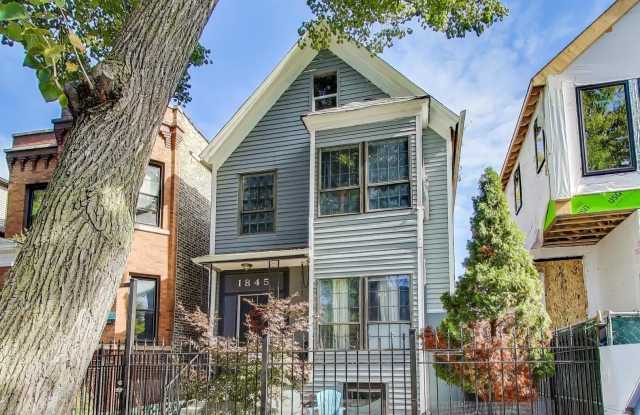 1845 N Albany Avenue Gallery 3