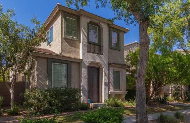 Charming 4 bed, 3 bath home in Tolleson!! - 10018 West Winslow Avenue, Phoenix, AZ 85353 Charming 4 bed, 3 bath home in Tolleson!! - 10018 West Winslow Avenue, Phoenix, AZ 85353