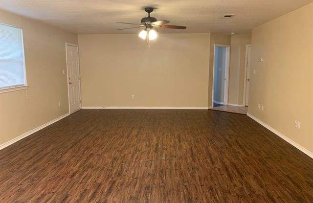 4422 Bobbie Ann Drive Gallery 2