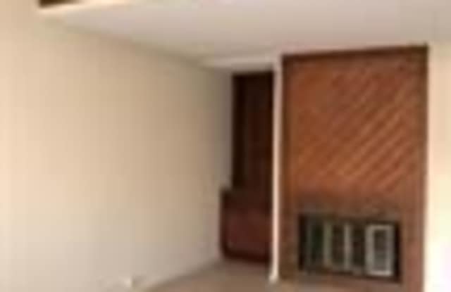 4413 Kaplan Dr Gallery 2