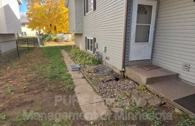 531 Tiffany Dr - 531 Tiffany Drive, Hastings, MN 55033