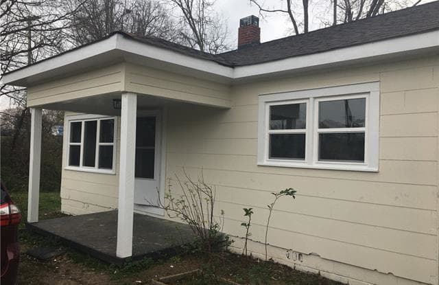 1901 Marshall Avenue - 1901 Marshall Avenue, Gastonia, NC 28052