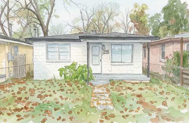 Charming 3-bed/1-bath traditional cinder block bungalow in Woodville neighborhood! photos photos