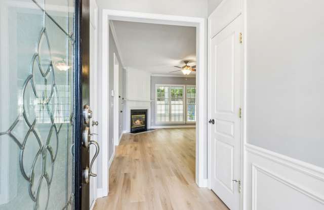948 Santa Anita Drive Gallery 2