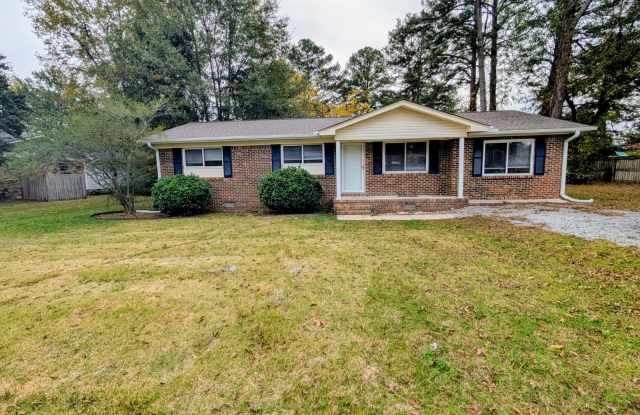 310 Sunset St Sw - 310 Sunset Street Southwest, Hartselle, AL 35640