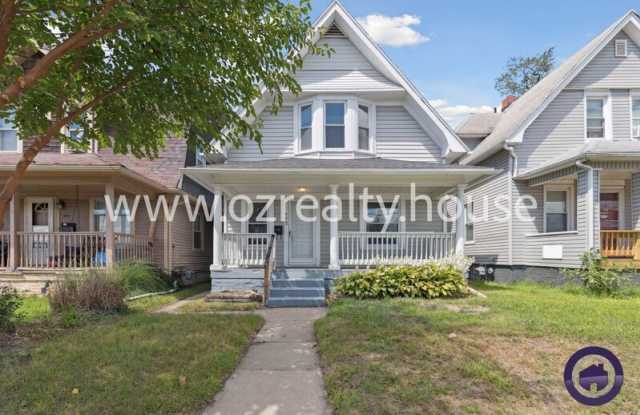 772 Spencer St photos photos
