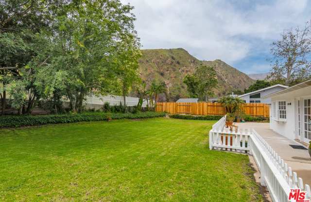 5945 PASEO CANYON Drive Gallery 2