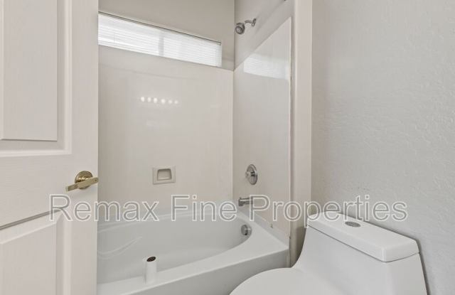 39516 N Hillerman Way Gallery 4
